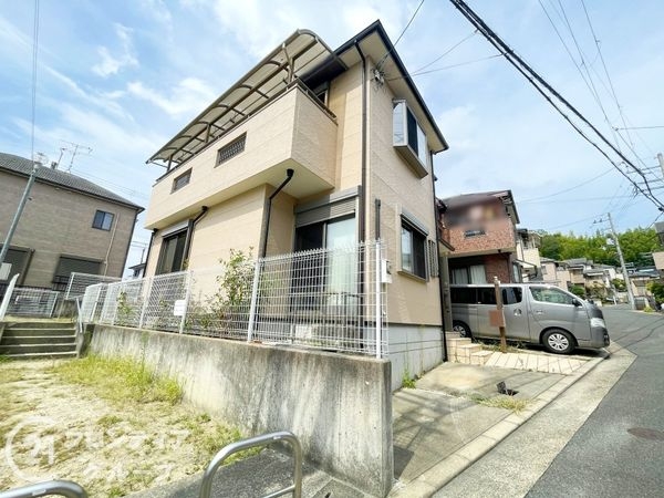 枚方市杉山手３丁目の中古一戸建て