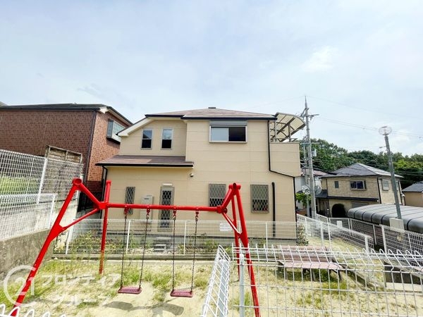 枚方市杉山手３丁目の中古一戸建て