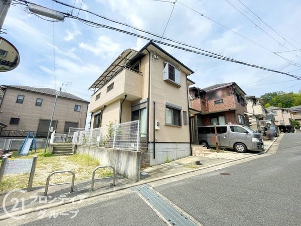 枚方市杉山手３丁目の中古一戸建て