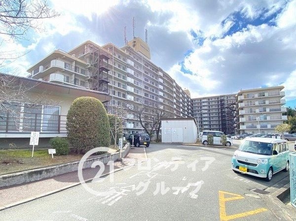 寝屋川コーポラス 中古マンション(ロビー)