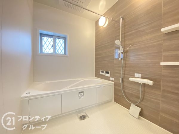 枚方市菊丘町　新築一戸建て　2号地