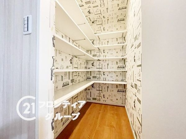 枚方市須山町の中古一戸建て(収納)