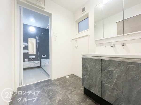 枚方市北楠葉町　新築一戸建て