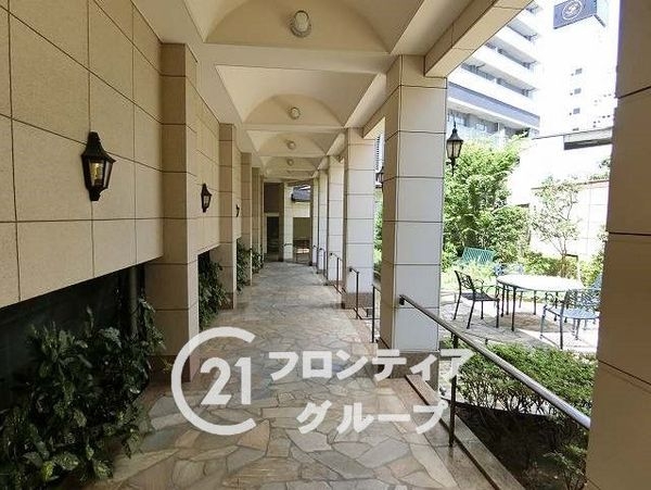 ロイヤルメドゥ香里園タワー　中古マンション