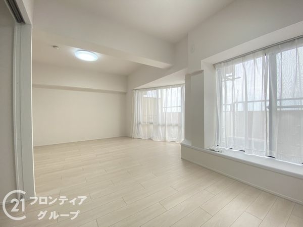 ふぁみーゆ寝屋川セントラルパークＡ棟　中古マンション