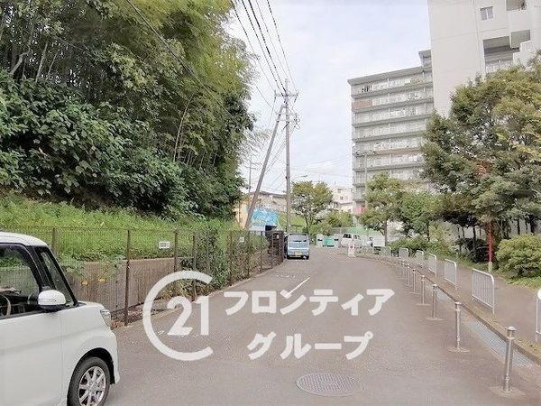 寝屋川東ファミリータウン西四番館　中古マンション
