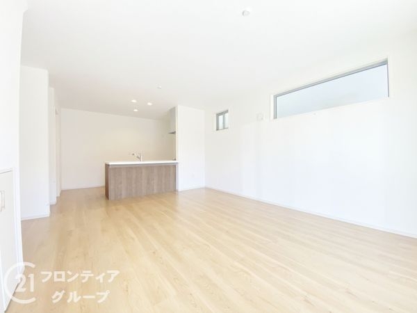 枚方市上島町　新築一戸建て　１期　全１区画