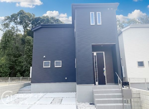 枚方市楠葉野田３丁目　新築一戸建て　３期　４号棟