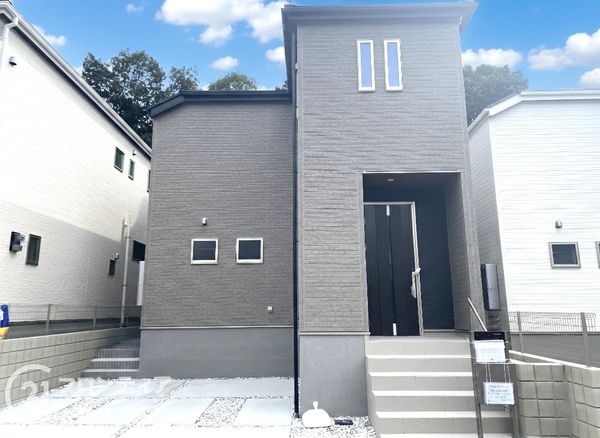 枚方市楠葉野田３丁目　新築一戸建て　３期　２号棟