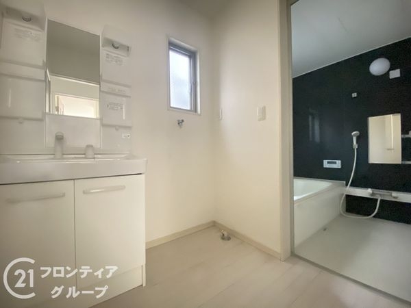 寝屋川市楠根南町の中古一戸建て