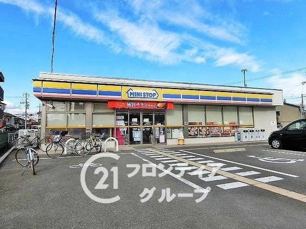 寝屋川市中木田町の中古一戸建て(ミニストップ寝屋川中木田町店)