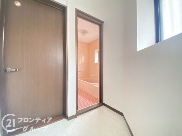 寝屋川市中木田町の中古一戸建て