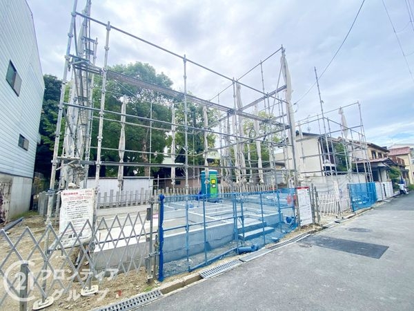 寝屋川市高柳３丁目　新築一戸建て　２号棟