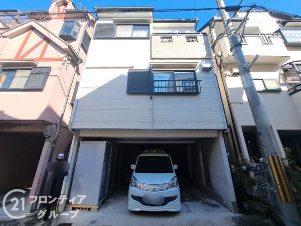 枚方市村野東町　中古一戸建て