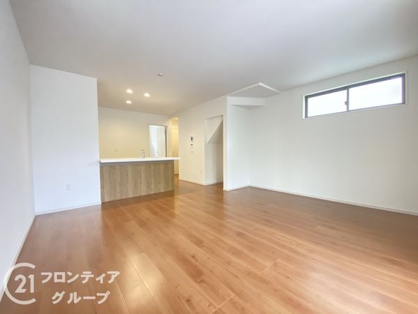 枚方市南船橋２丁目　新築一戸建て　1期　1号地