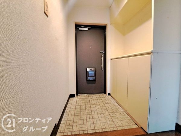 エンゼルハイムリバーサイド高槻中古マンション(玄関)