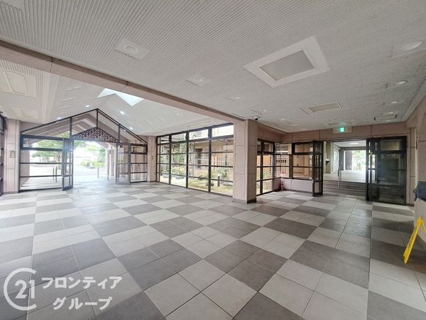 エンゼルハイムリバーサイド高槻中古マンション(ロビー)