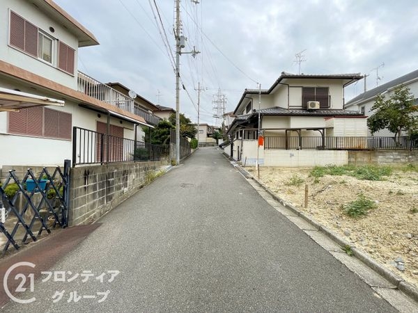 枚方市楠葉面取町 新築一戸建て 1期 全1区画(前面道路含む現地写真)