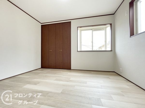 枚方市伊加賀西町の中古一戸建て(寝室)