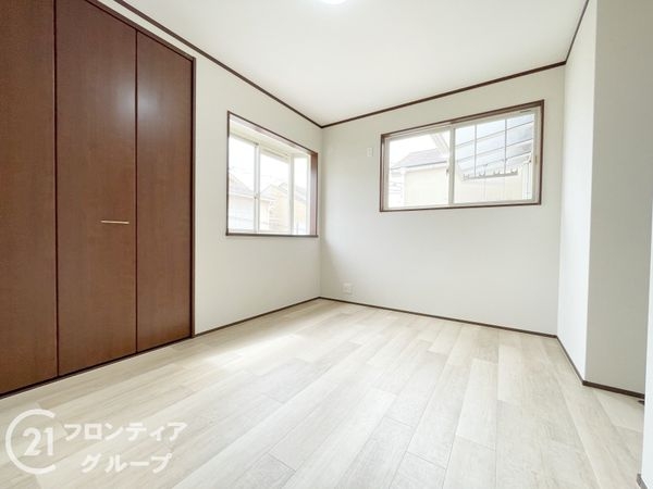 枚方市伊加賀西町の中古一戸建て(寝室)
