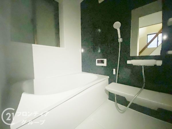 寝屋川市川勝町　中古一戸建て