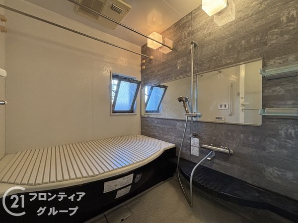 アズ・プレミアムステージ寝屋川 中古マンション(バス)