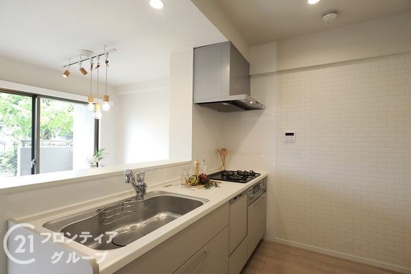 オークヒルズ香里弐番館 中古マンション(キッチン)