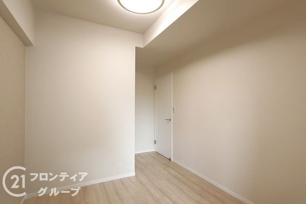 オークヒルズ香里弐番館 中古マンション(寝室)