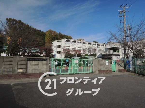 枚方市北中振１丁目　新築一戸建て　第２　全１区画(枚方市立さだ東小学校)