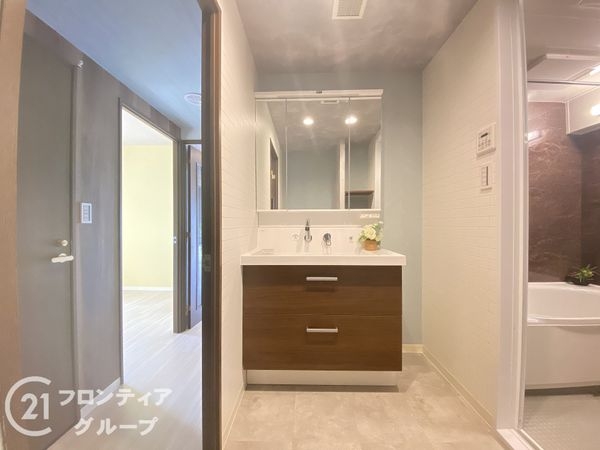 オークヒルズ香里弐番館　中古マンション