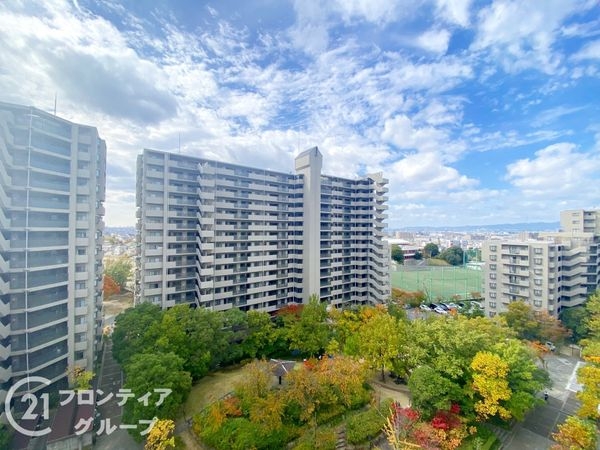 オークヒルズ香里弐番館　中古マンション