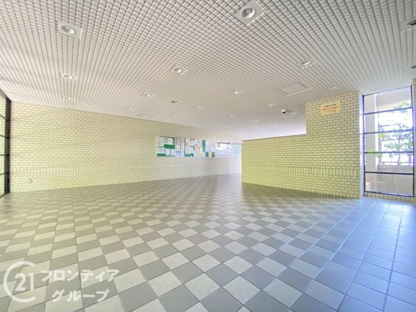 オークヒルズ香里弐番館　中古マンション