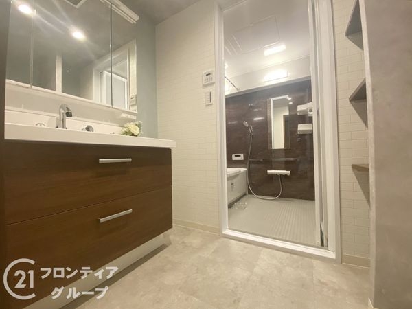 オークヒルズ香里弐番館　中古マンション