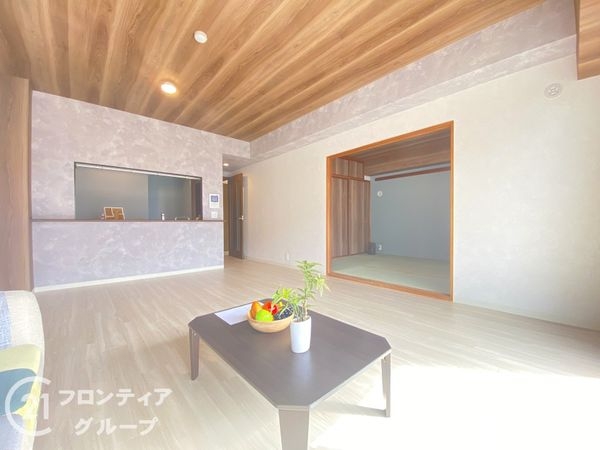 オークヒルズ香里弐番館　中古マンション