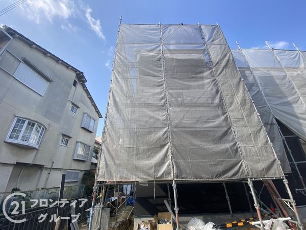 枚方市松丘町　新築一戸建て