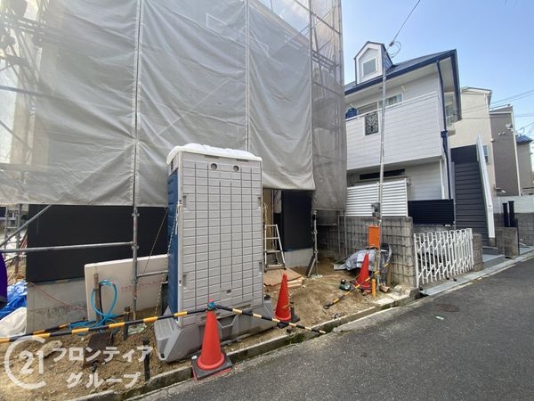 枚方市松丘町　新築一戸建て