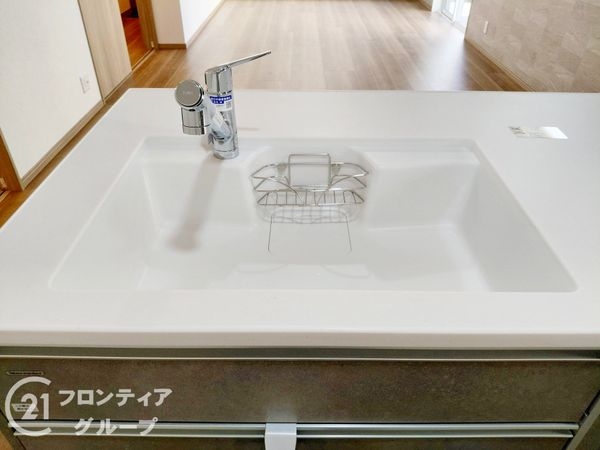 枚方市松丘町　新築一戸建て