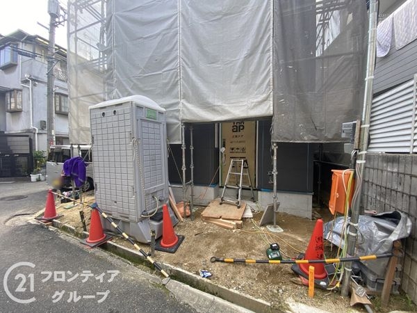 枚方市松丘町　新築一戸建て