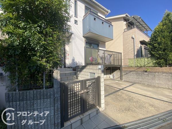 寝屋川市末広町の中古一戸建て