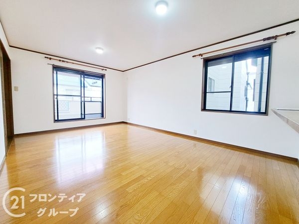 枚方市長尾谷町１丁目の中古一戸建て