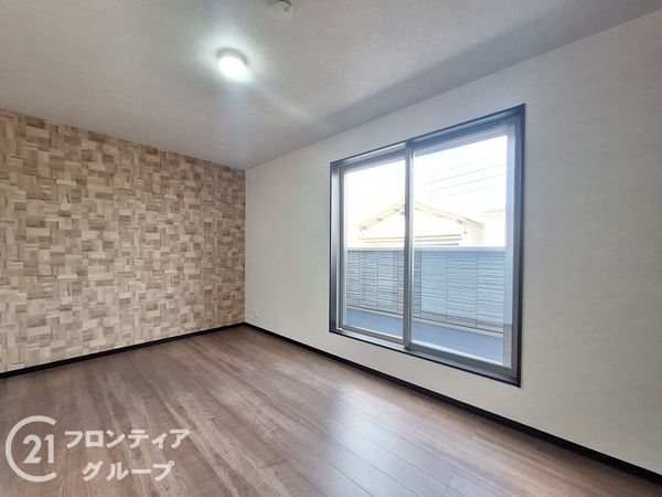 寝屋川市仁和寺本町４丁目　新築一戸建て