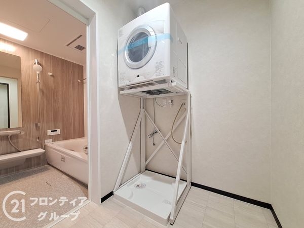 寝屋川市仁和寺本町４丁目　新築一戸建て