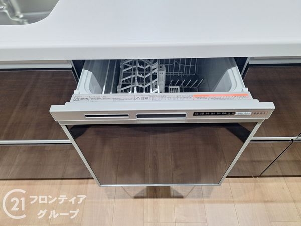 寝屋川市仁和寺本町４丁目　新築一戸建て