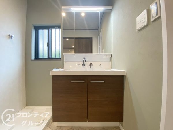 枚方市香里園東之町の中古一戸建て