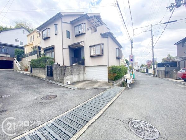 枚方市香里園東之町の中古一戸建て