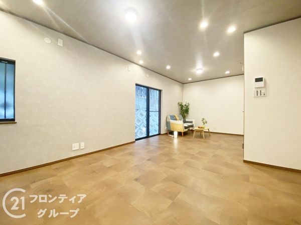 枚方市香里園東之町の中古一戸建て