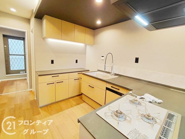 枚方市出口５丁目　中古一戸建て