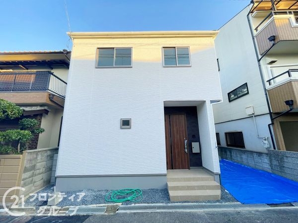 寝屋川市池田東町　新築一戸建て　１期　１号棟