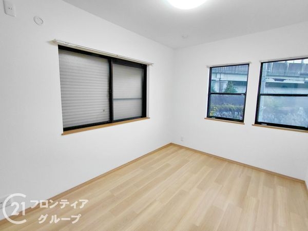 枚方市松丘町の中古一戸建て