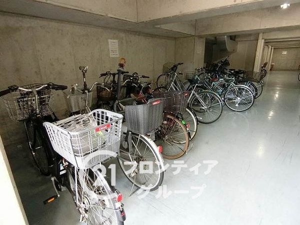 メロディーハイム香里ケ丘ツインビューアルテタワー　中古マン…